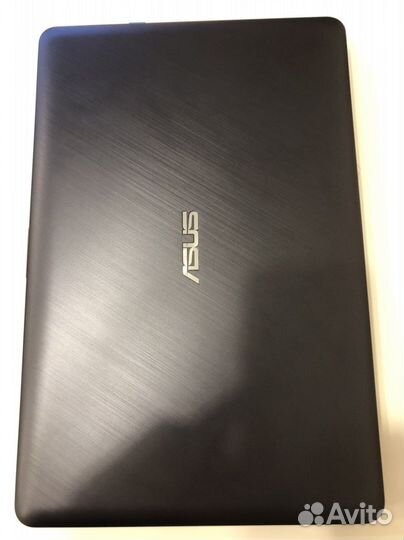 Ноутбук Asus VivoBook 15.6 i3 7020U 2.3 GHz