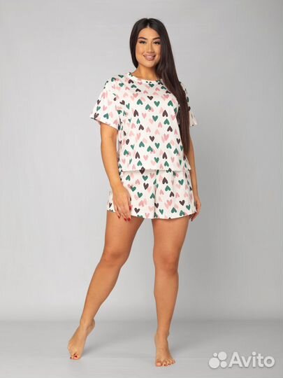 Костюм женский футболка и шорты