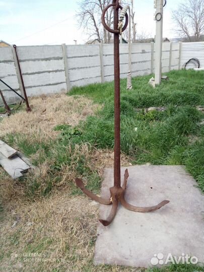 Старинные якоря