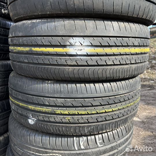 Dunlop Veuro VE303 215/60 R16