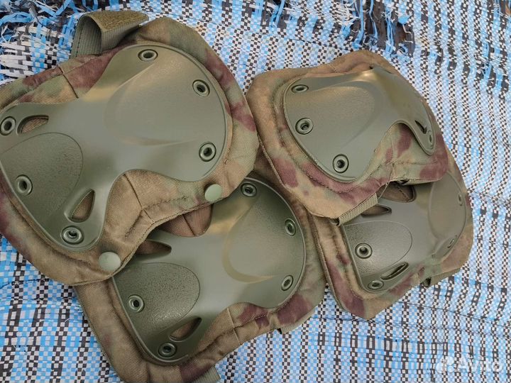 Защита суставов (наколенники, налокотники)