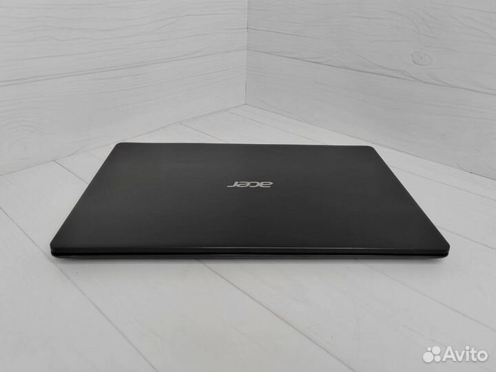 Процессор i3-10 SSD240 для игр Ноутбук Acer Обмен