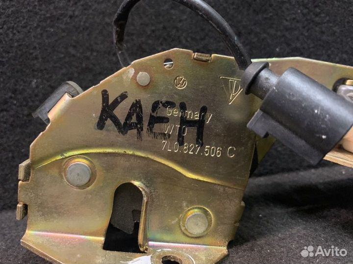 Замок крышки багажника Porsche Cayenne