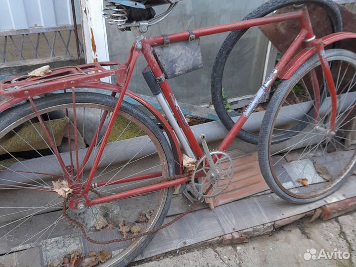Старый велосипед СССР