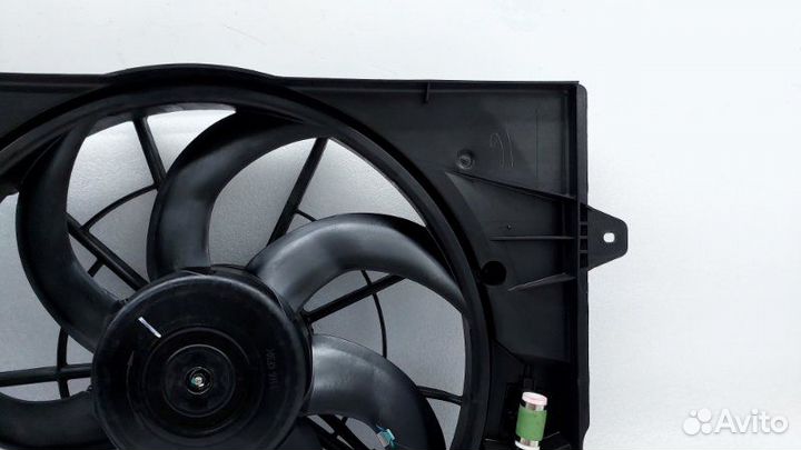 Б/У Вентилятор радиатора Состояние отличное
