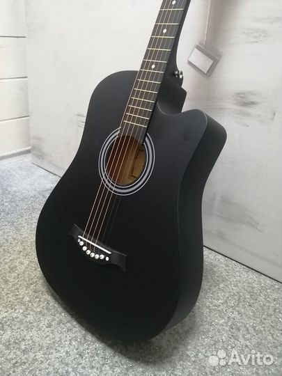Гитара новая