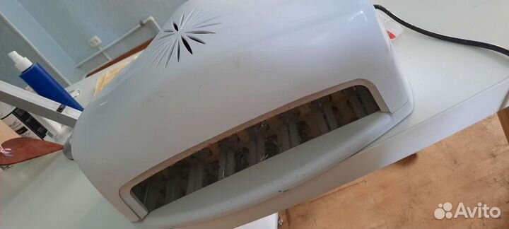 Лампа для ногтей