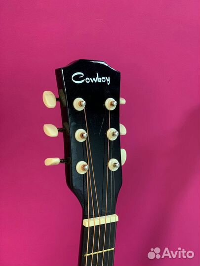 Гитара новая