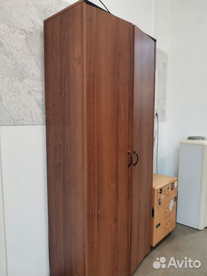 Шкаф распашной бу