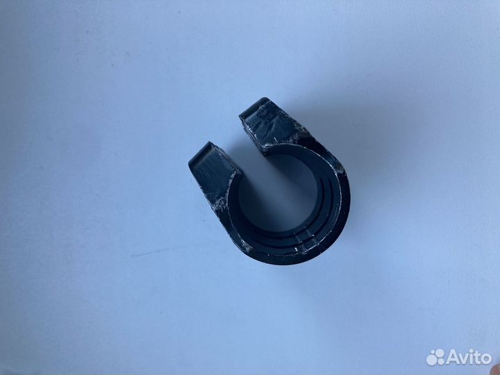 Зажим для трюкового самоката