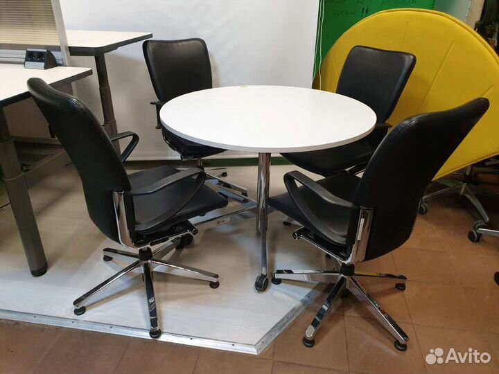 Стулья кожаные Haworth comforto