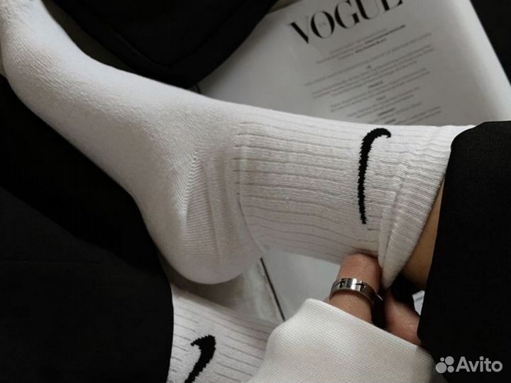 Носки длинные Nike белые
