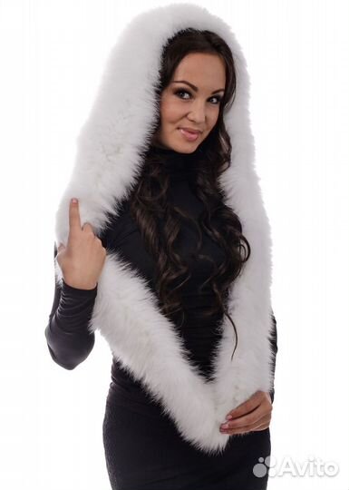 Капор из меха песца белоснежный № Ш200