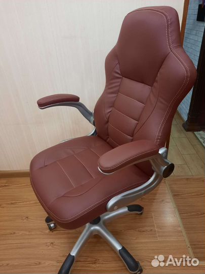 Офисные кресла