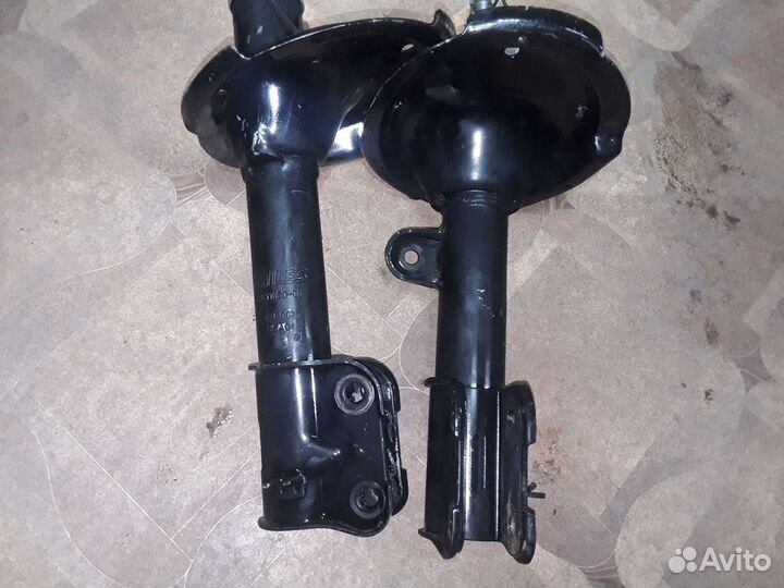 Амортизатор Хюндай Санта Фе