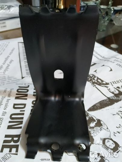 Упор противооткатный Cadillac Escalade 4