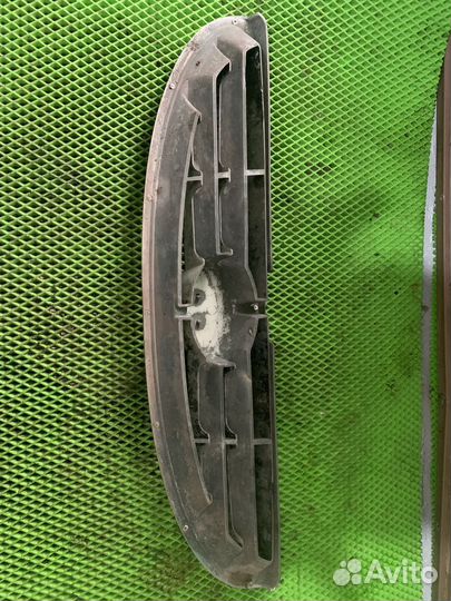 Решетка радиатора Hyundai Accent