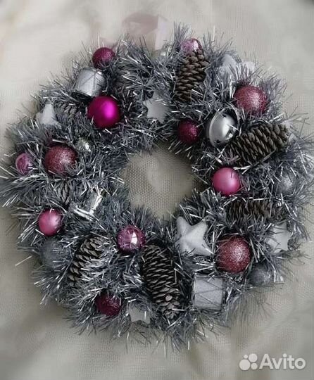 Новогодний венок (на дверь, на стену)