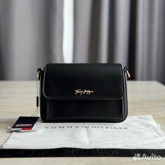 Сумка tommy hilfiger