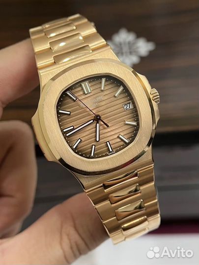 Часы Patek Philippe Nautilus 40mm