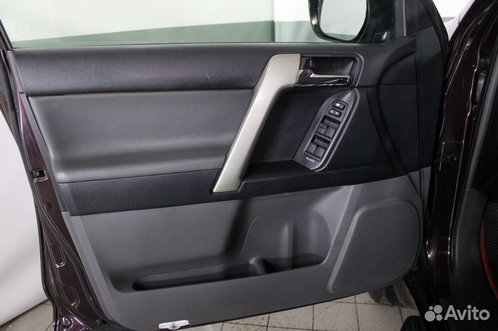 Toyota Land Cruiser Prado 3.0 AT, 2011, 196 000 км