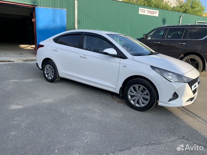 Hyundai Solaris 1.6 МТ, 2022, 10 000 км