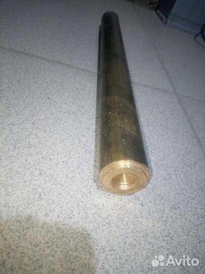 Бронзовый пруток