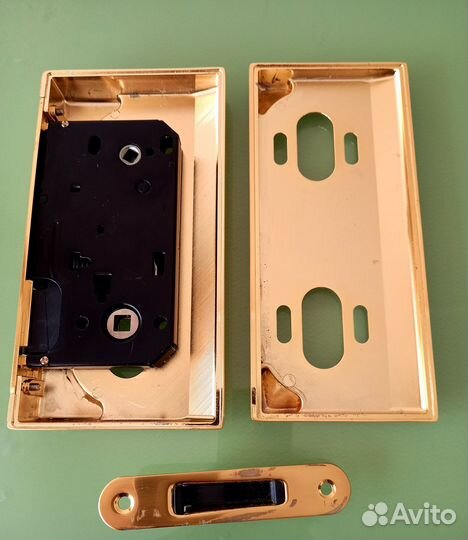 Rezident корпус и замок для стеклянной двери