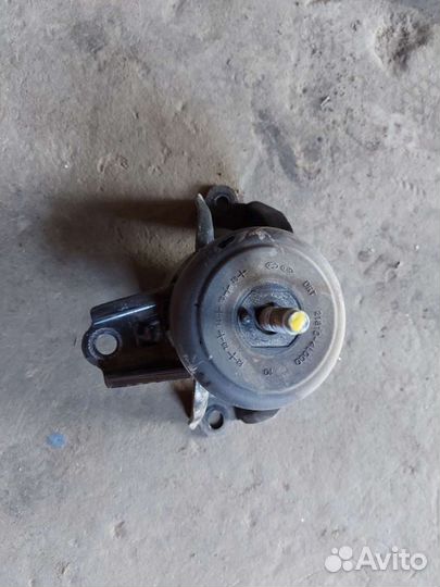 Подушка опора двигателя правая kia rio 3 1.4