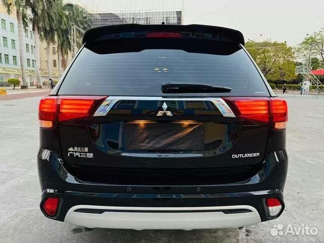 Mitsubishi Outlander 2.4 CVT, 2021, 31 000 км