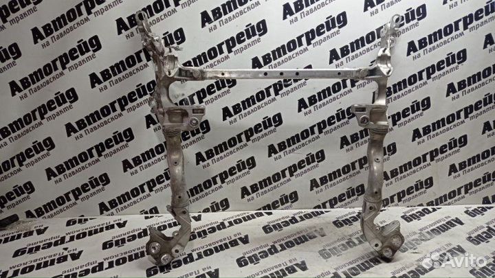 Балка передняя Audi A4 8K2 CDN 11.07.2011