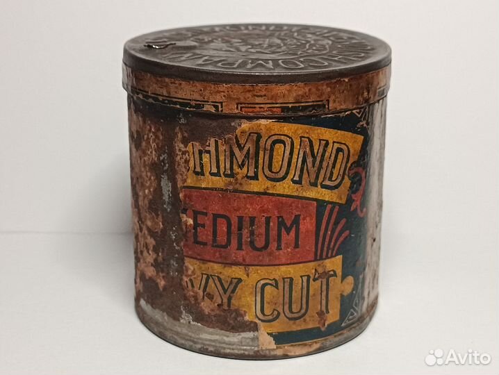 Банка от табака 