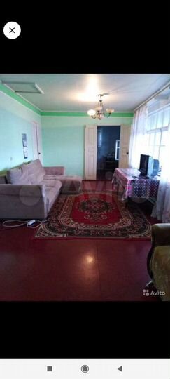 Дом 179 м² на участке 4 сот.