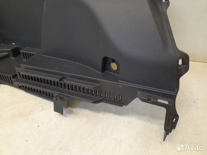 Обшивка багажника задняя левая Toyota Rav4 50