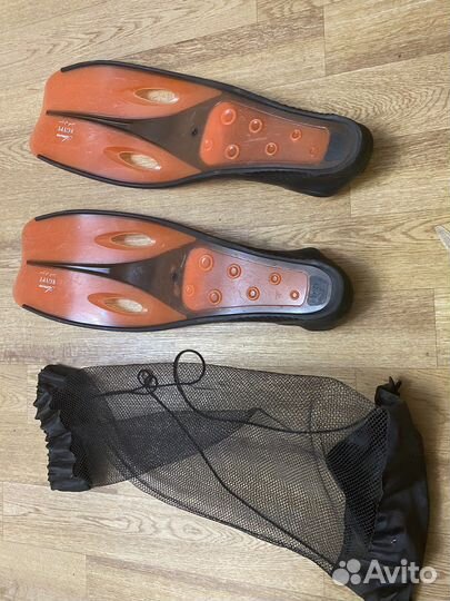 Набор. Ласты + 2 маски для плавания