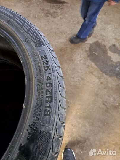 Accelera Ultra 3 225/45 R18