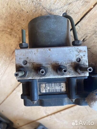 Блок Abs Nissan almera n16 автомат