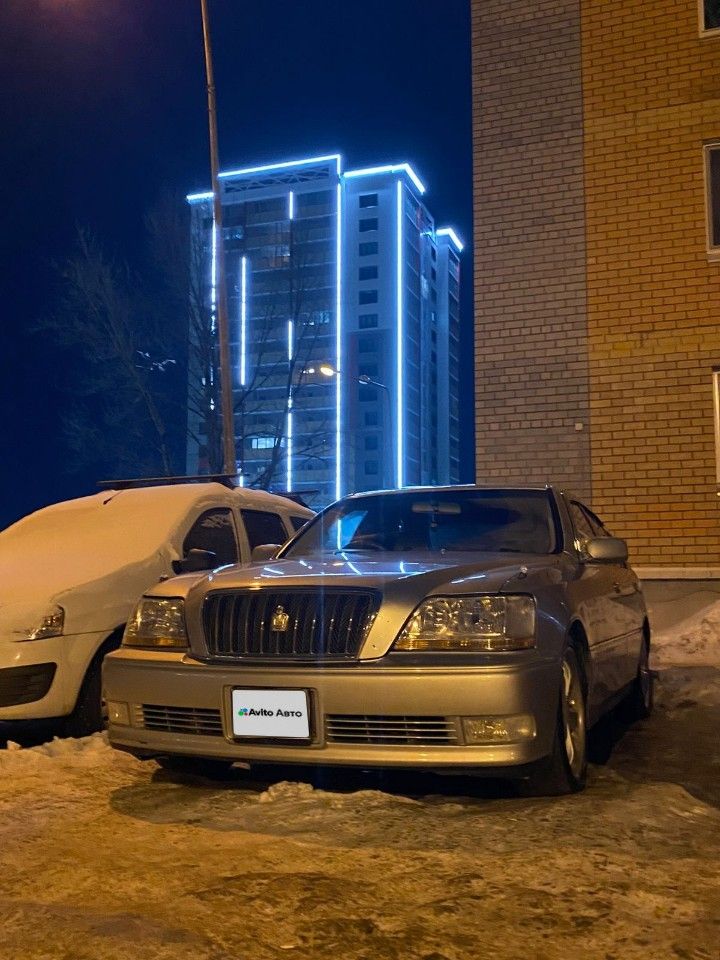 Toyota Crown Majesta: фото из отзыва