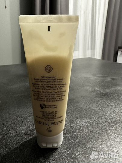 Shiseido скраб для лица