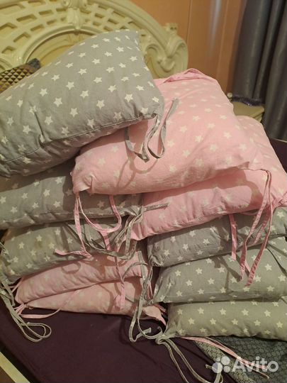 Бортики в кроватку