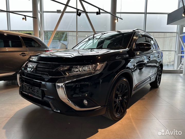 Mitsubishi Outlander 2.0 CVT, 2020, 70 810 км