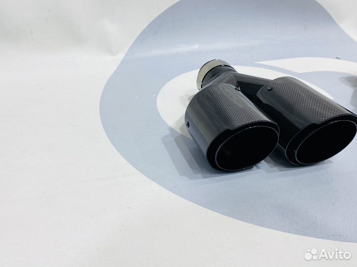 Насадки глушителя BMW карбон в стиле Acrapovic