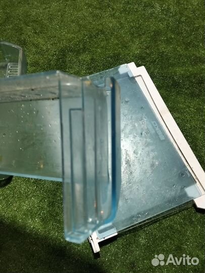 Стеклянные полки для холодильника Beko DSK28000