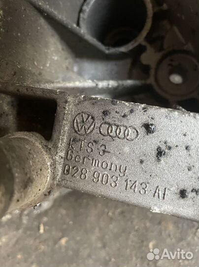 Кронштейн генератора VAG 028903143AF
