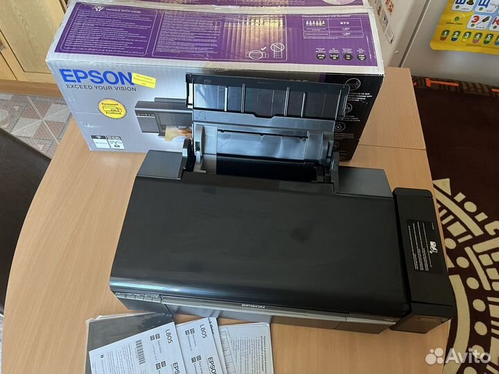 Цветной принтер Epson l805 wi-fi