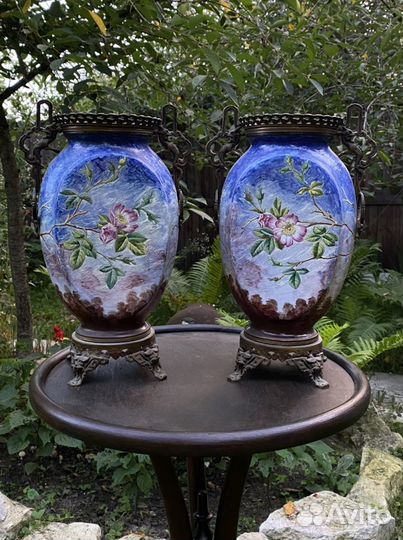 Парные вазы. Ваза. 19 век. Фаянс. Бронза. Роспись