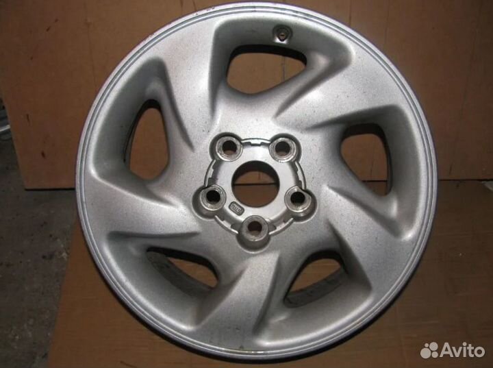 Литой диск Тойота RAV4