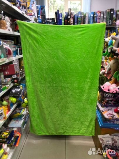 Игрушка с пледом авокадо