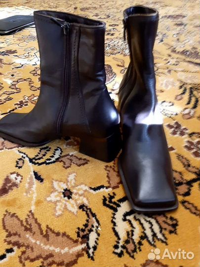 Ботинки женские 38 размера кожаные