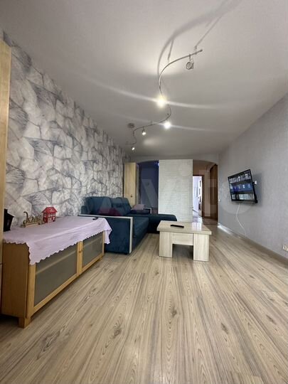 2-к. квартира, 65 м², 7/9 эт.